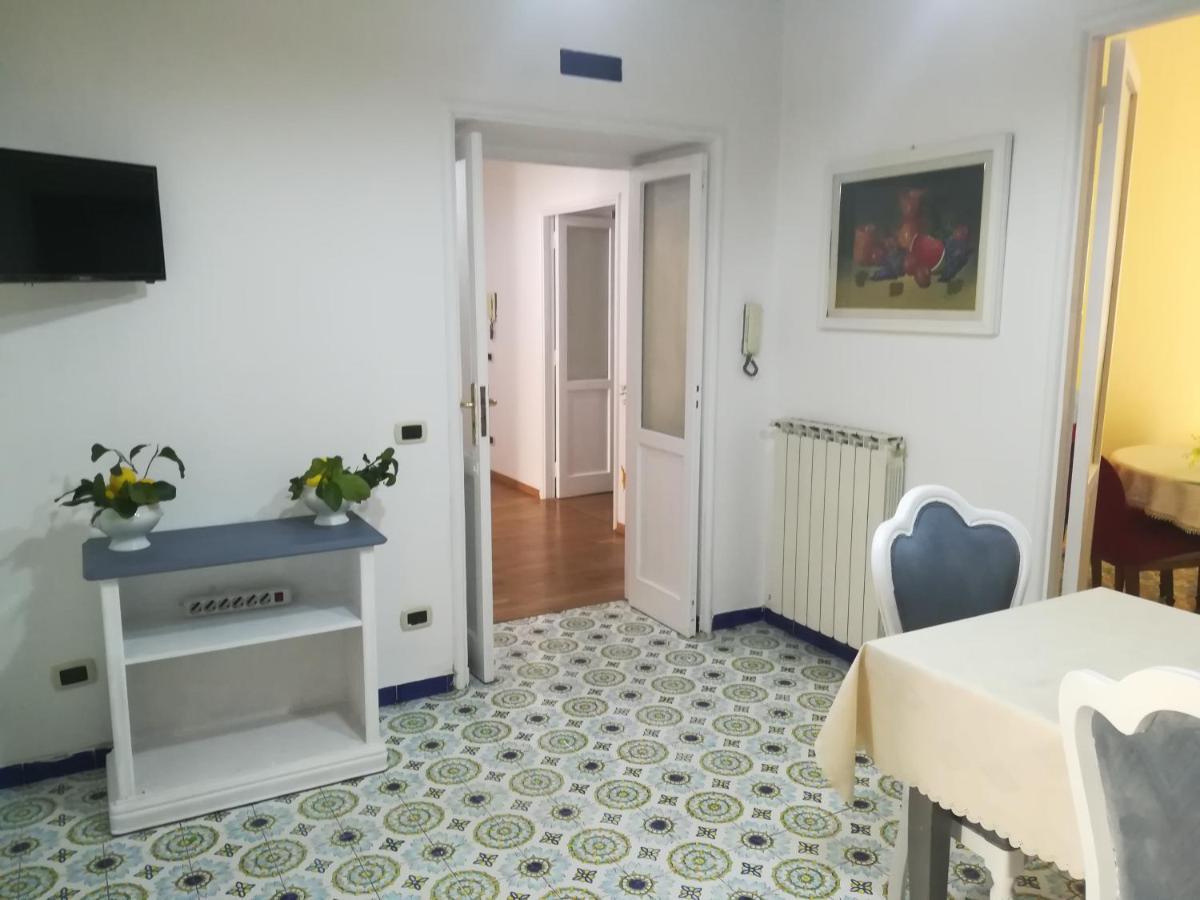 Residenza Regina Margherita กาสเตลลัมมาเร ดิ สตาเบีย ภายนอก รูปภาพ
