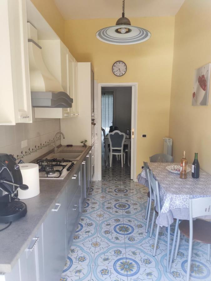 Residenza Regina Margherita กาสเตลลัมมาเร ดิ สตาเบีย ภายนอก รูปภาพ