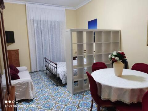 Residenza Regina Margherita กาสเตลลัมมาเร ดิ สตาเบีย ภายนอก รูปภาพ